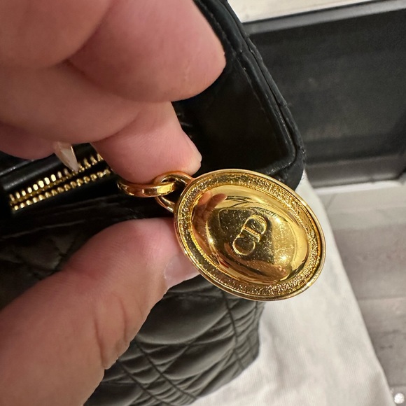 Lady Dior Large - Picture 5 of 15